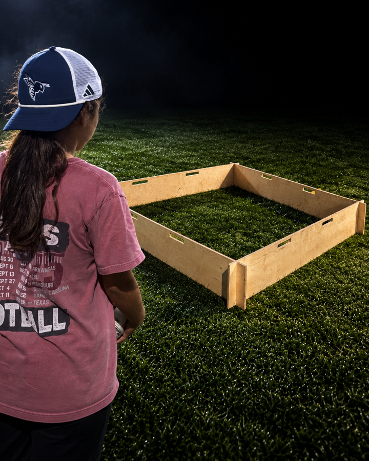 Player with the ultralight portable craftsman-made Rebound Box